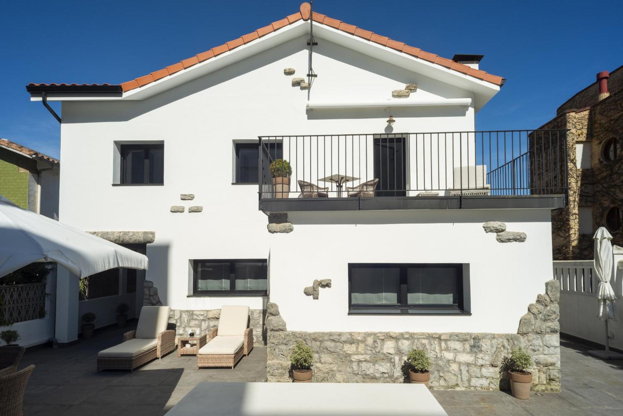 La Playa Suites Suances Ngoại thất bức ảnh