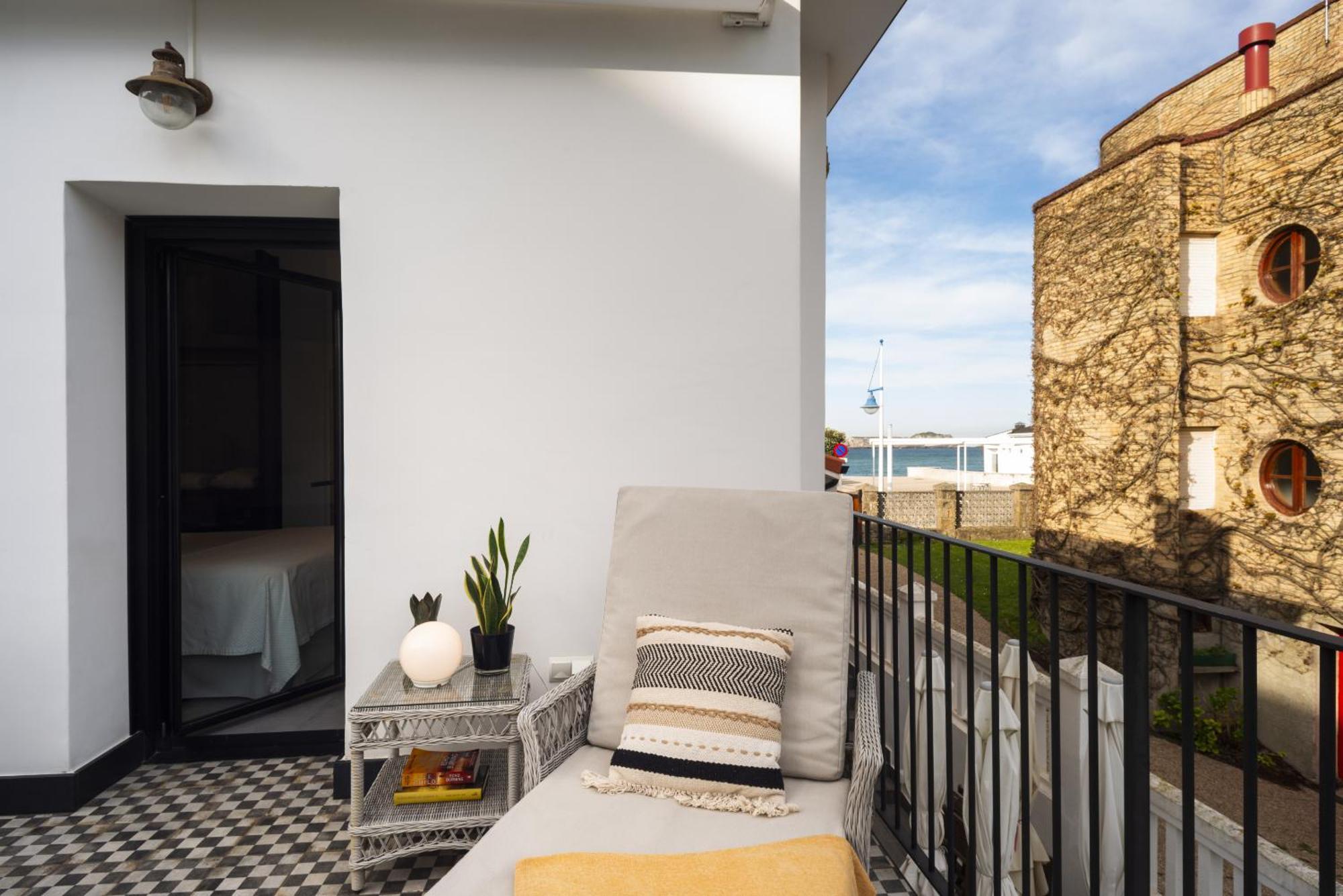 La Playa Suites Suances Ngoại thất bức ảnh